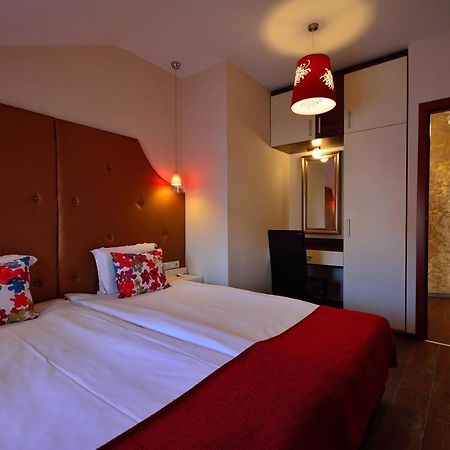 City Art Boutique Apartments ルセ エクステリア 写真