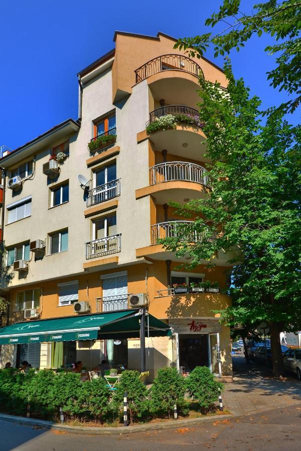 City Art Boutique Apartments ルセ エクステリア 写真